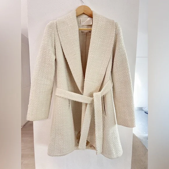 Elegant Cream Teddy Jacket for Women - Picture 1 of 1